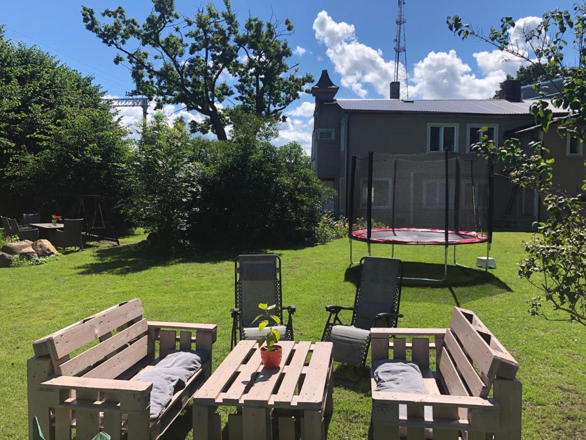 Apartment In Private House Near The Beach And River Jūrkalne Exterior foto